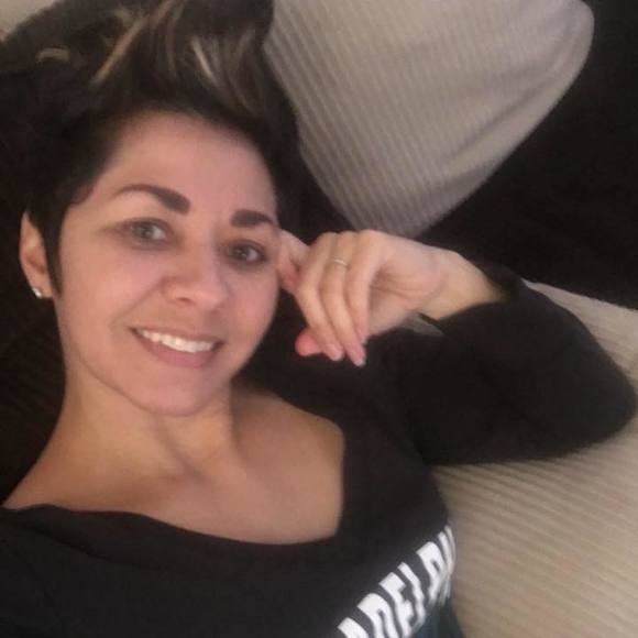 Meet your Posher, Denise - Picture 1 of 1